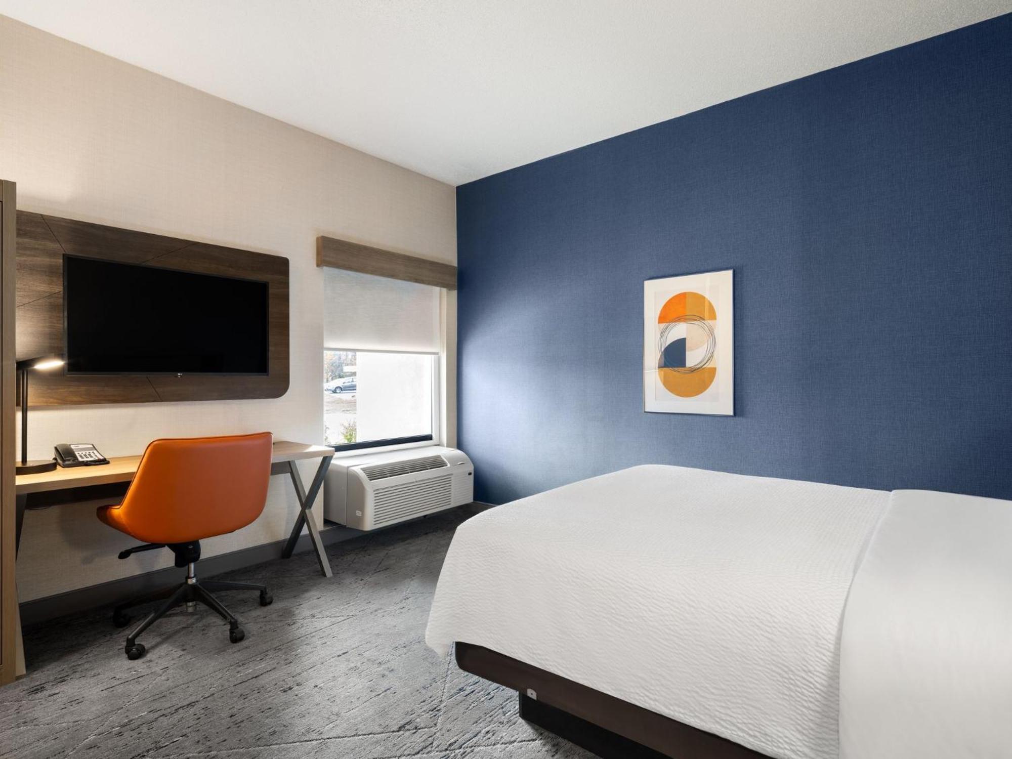 Holiday Inn Express Meadville Bagian luar foto