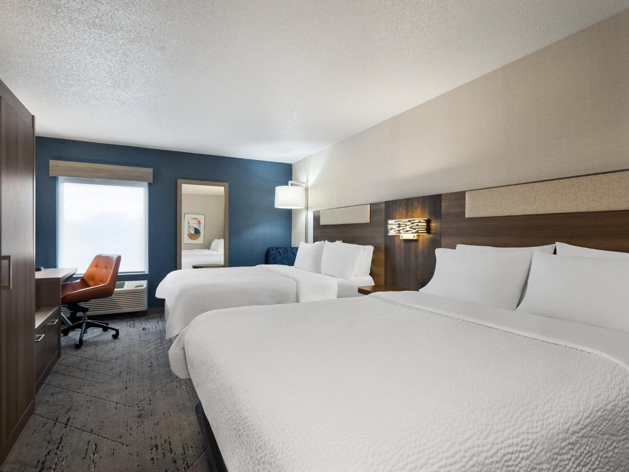 Holiday Inn Express Meadville Bagian luar foto