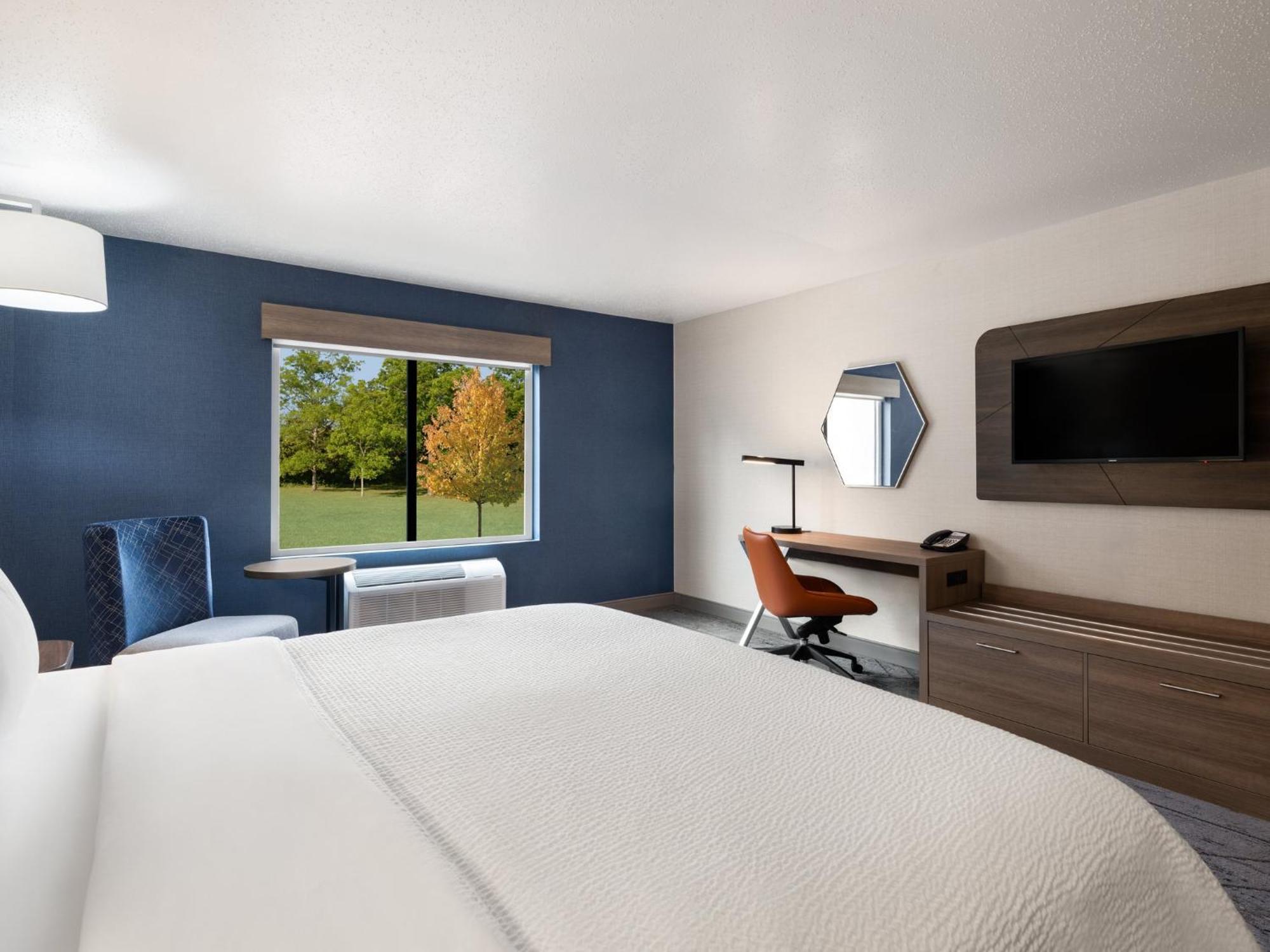 Holiday Inn Express Meadville Bagian luar foto